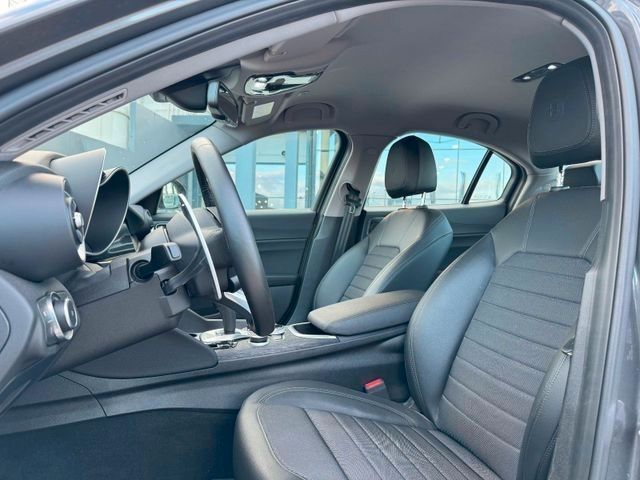 Alfa Romeo Giulia 2022