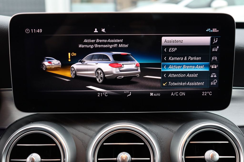 Mercedes-Benz C 300 2021