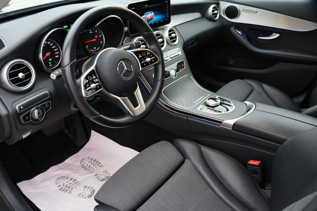 Mercedes-Benz C 300 2021