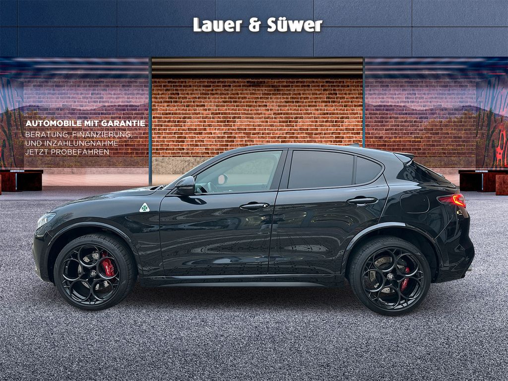 Alfa Romeo Stelvio 2023