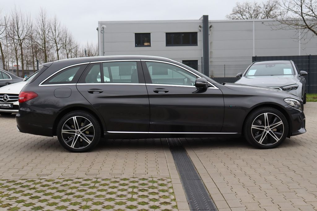 Mercedes-Benz C 300 2021