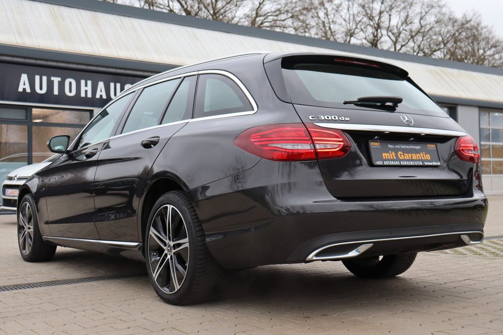 Mercedes-Benz C 300 2021