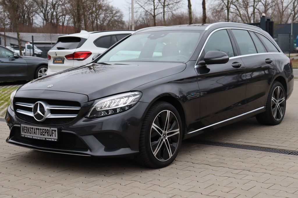 Mercedes-Benz C 300 2021