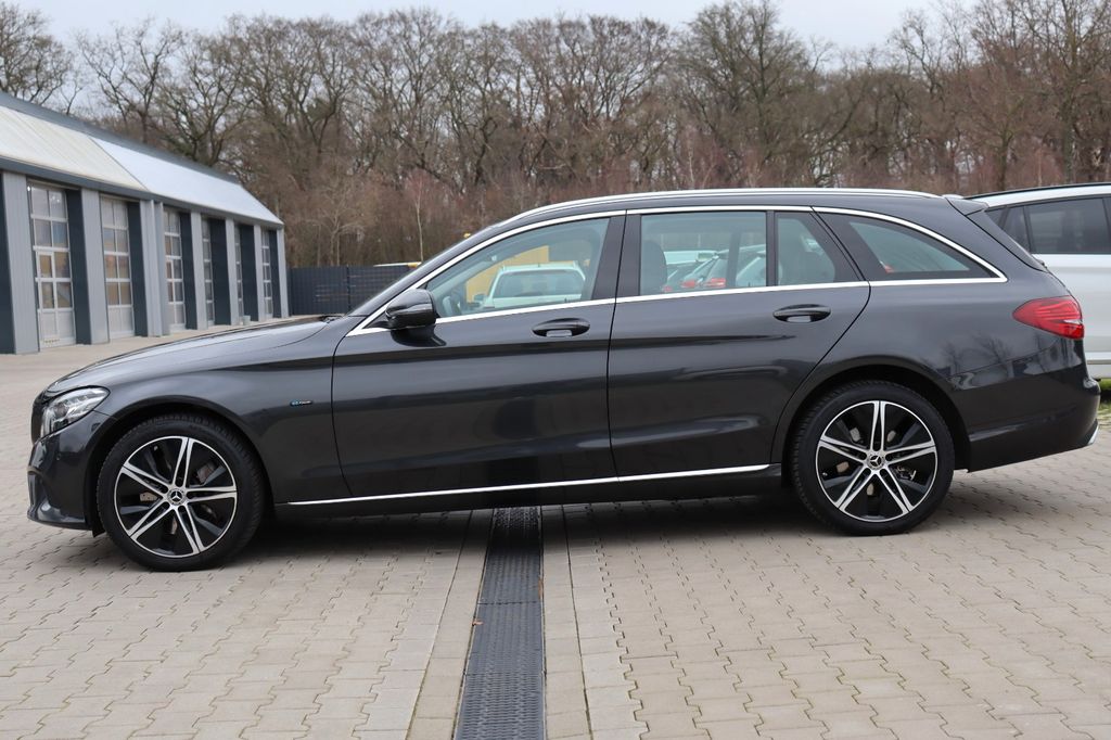 Mercedes-Benz C 300 2021