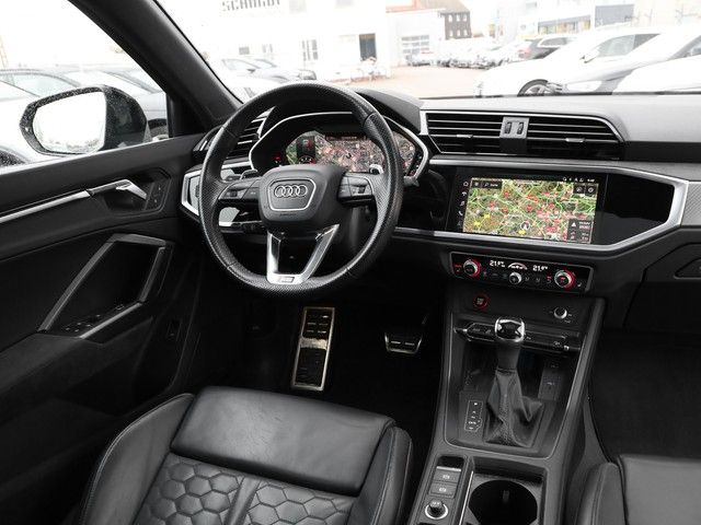 Audi RSQ3 2022
