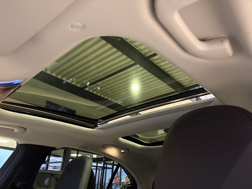 Mercedes-Benz C 300 2024