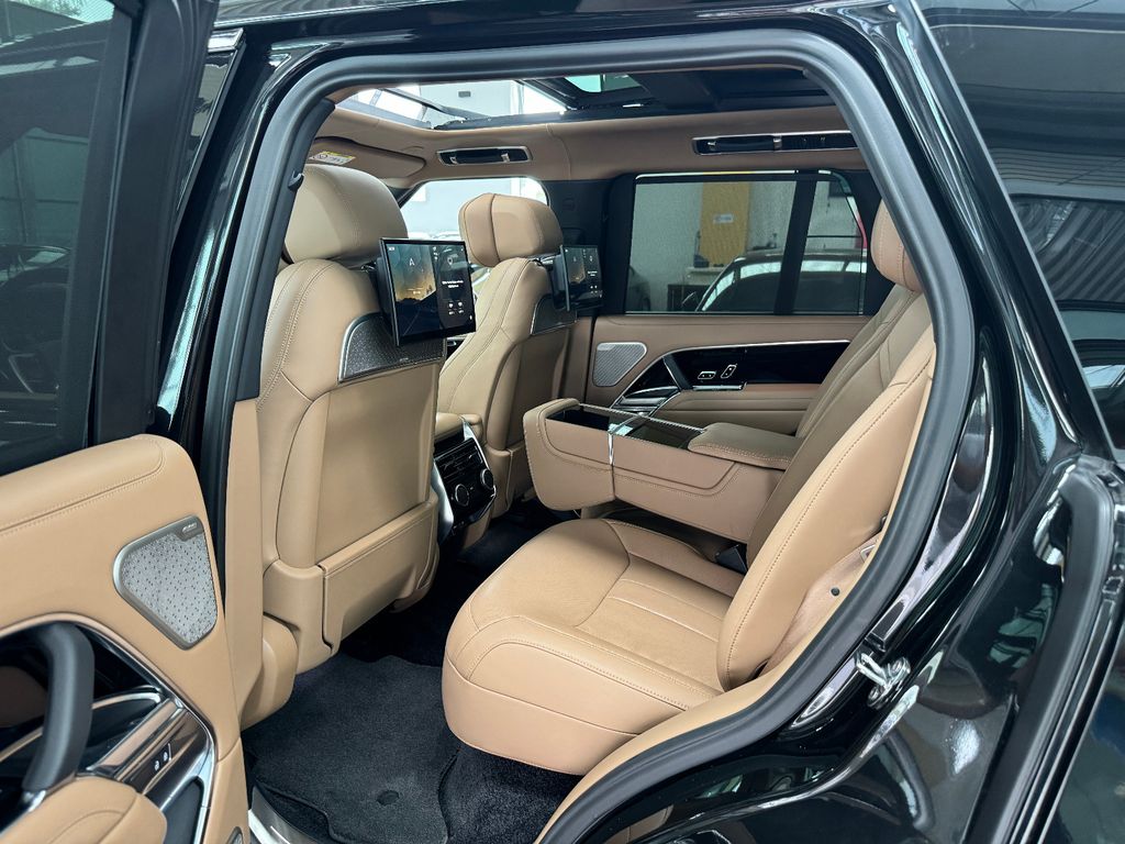 Land Rover Range Rover 2025