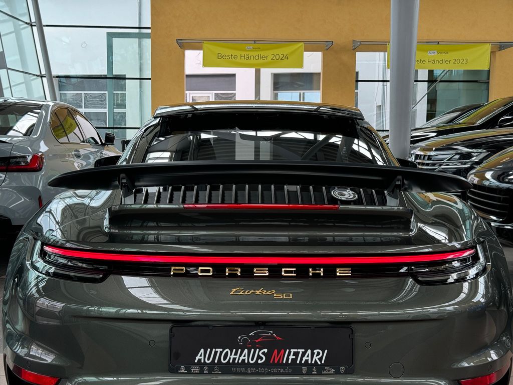 Porsche 992 2025