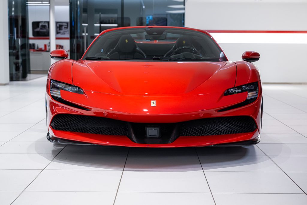 Ferrari SF90 2025
