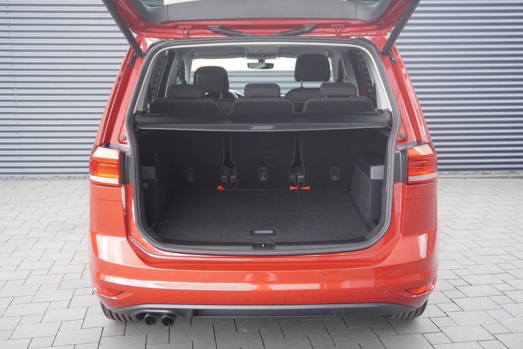 Volkswagen Touran 2021