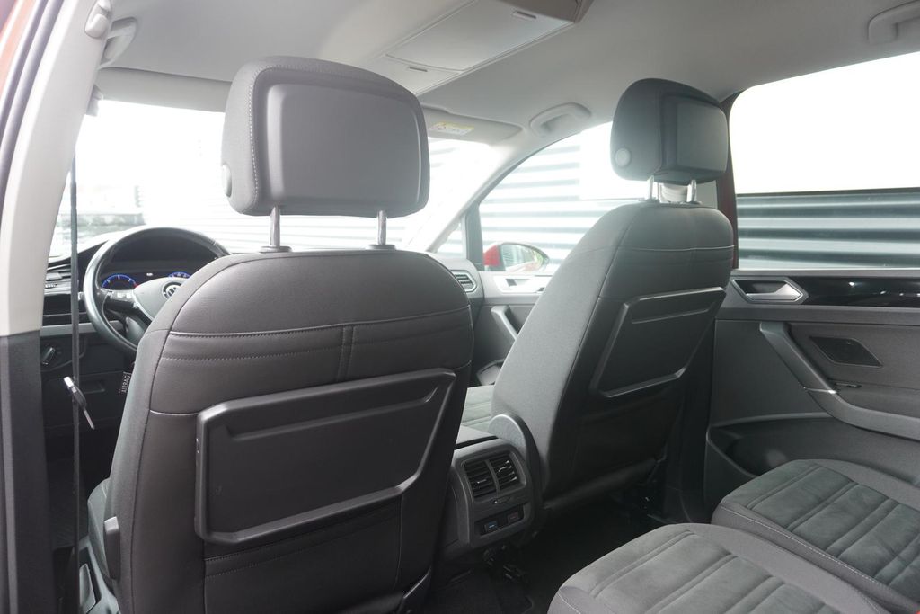 Volkswagen Touran 2021