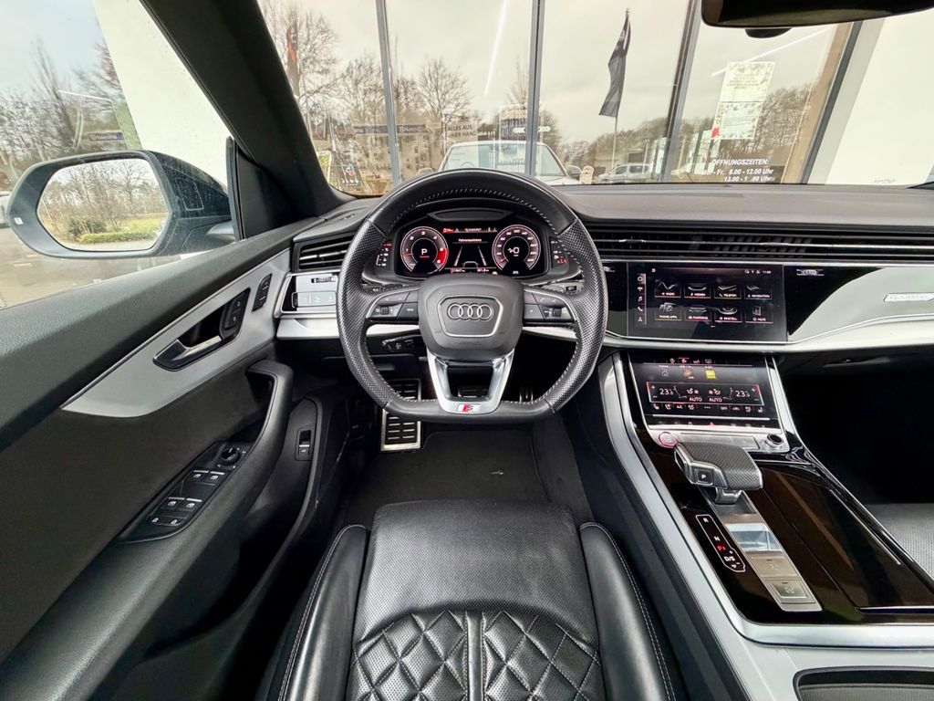 Audi SQ8 2019