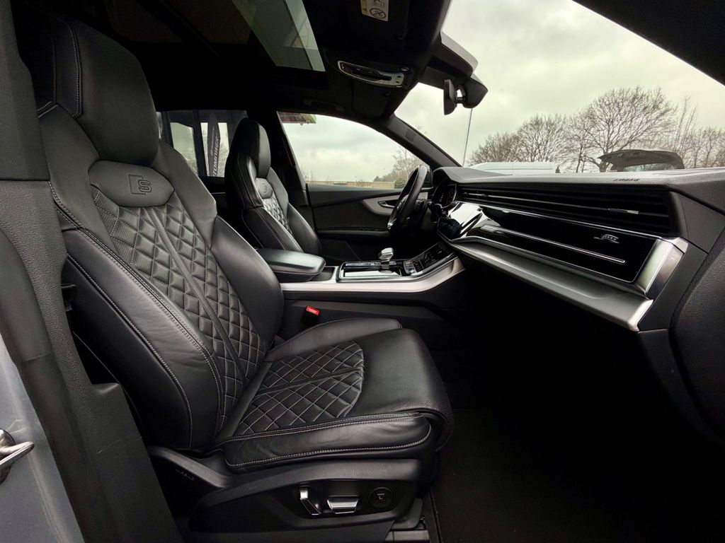 Audi SQ8 2019