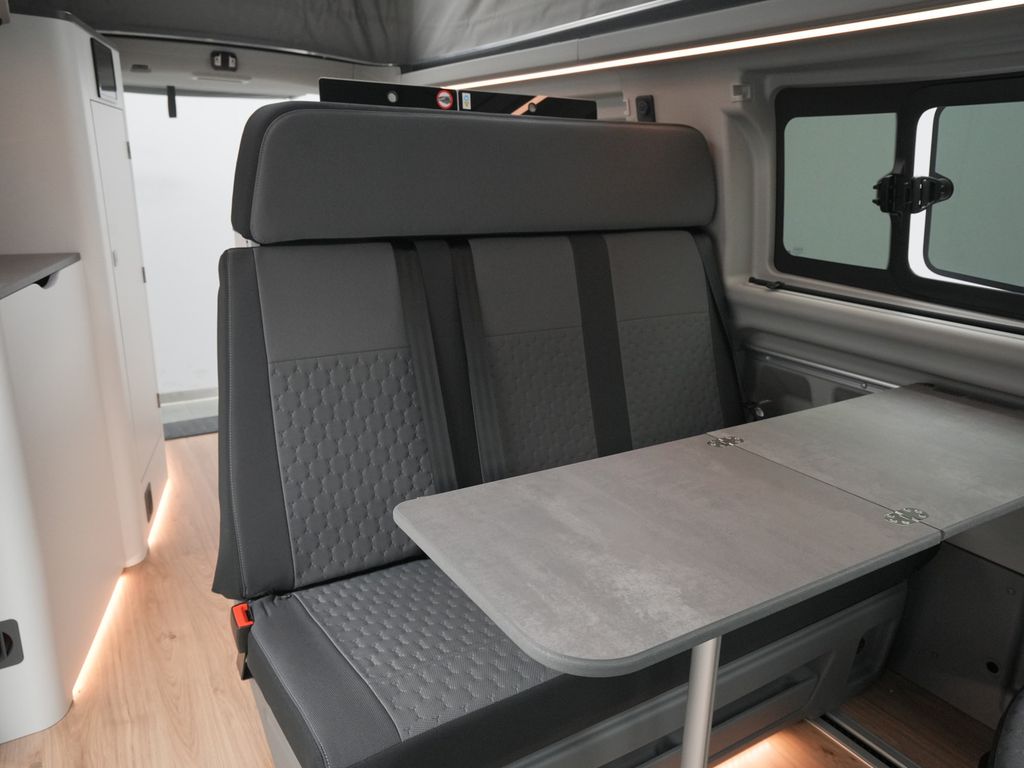 Ford Tourneo Custom 2025