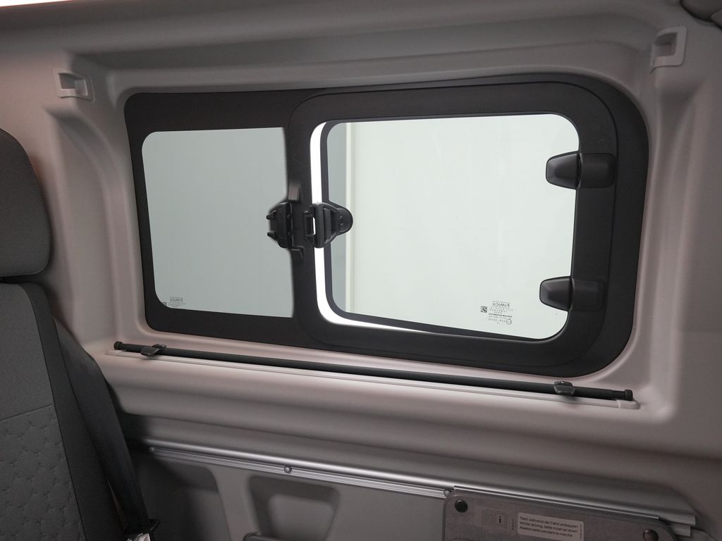 Ford Tourneo Custom 2025