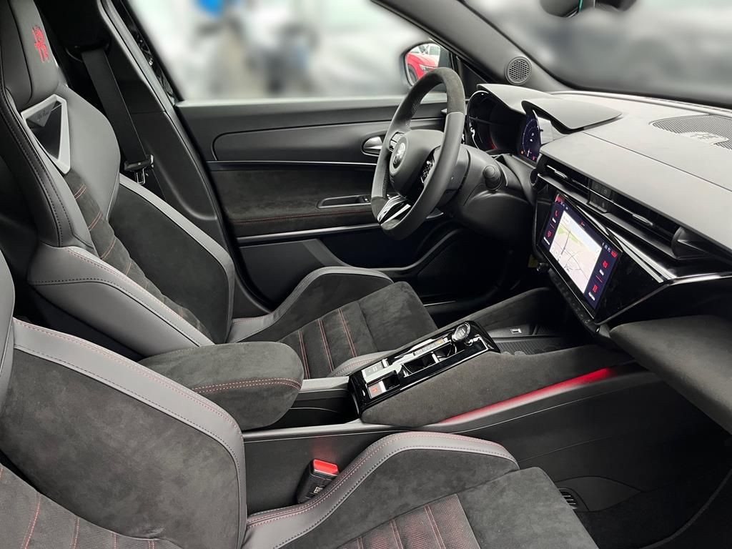 Alfa Romeo Junior 2025