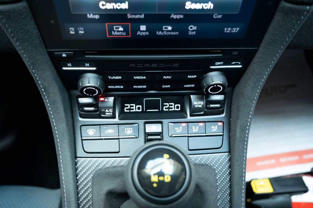 Porsche Cayman 2023