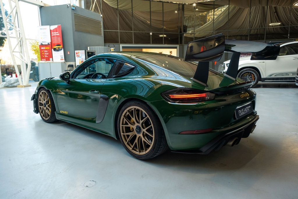 Porsche Cayman 2023