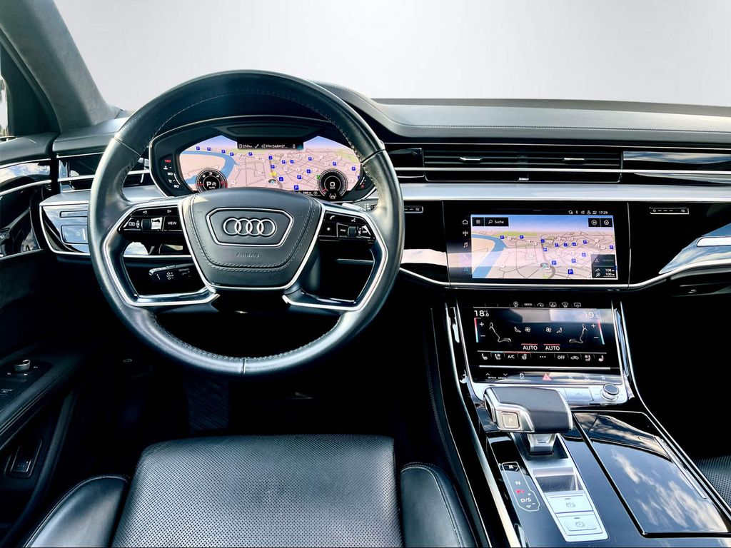 Audi A8 2021