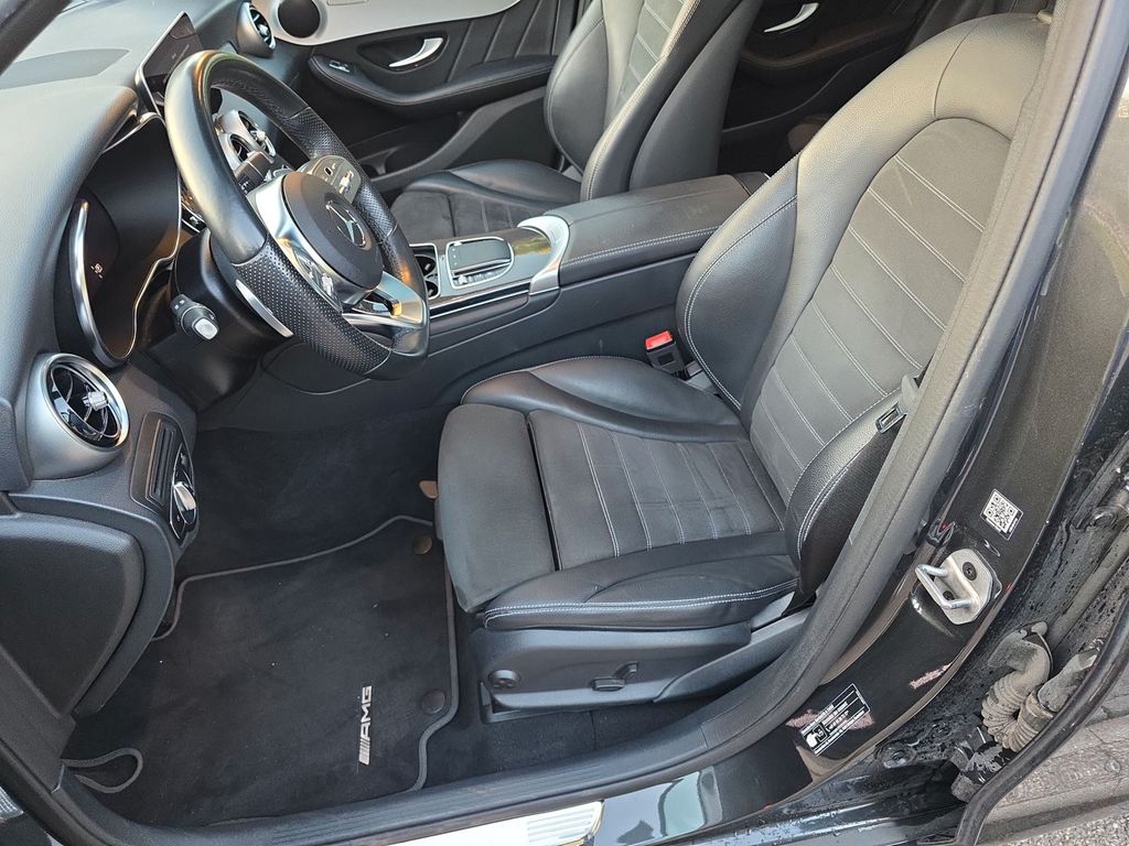 Mercedes-Benz GLC 300 2022