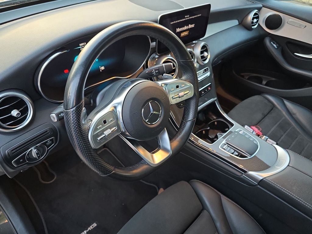 Mercedes-Benz GLC 300 2022