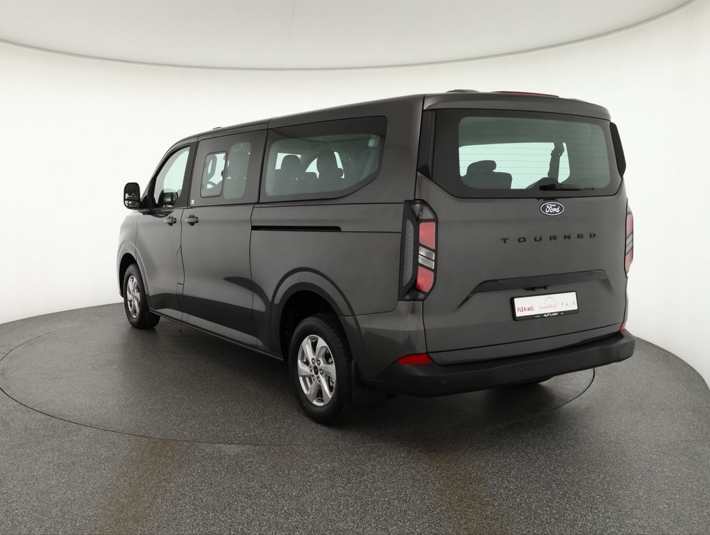 Ford Tourneo Custom 2025