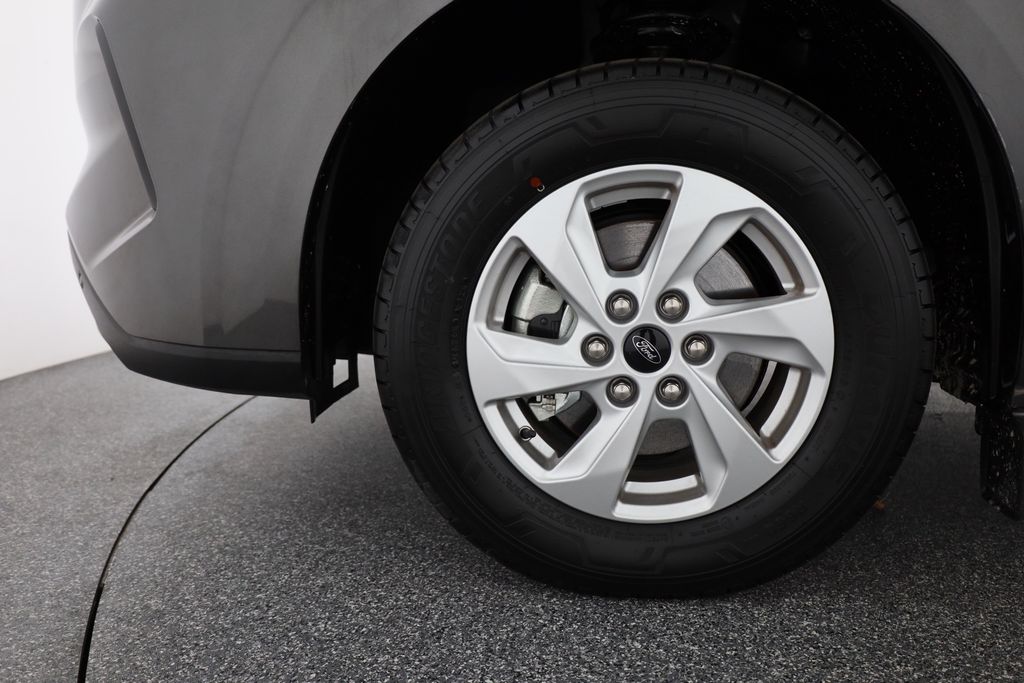 Ford Tourneo Custom 2025