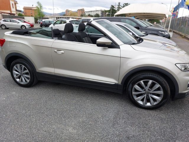Volkswagen T-Roc 2021