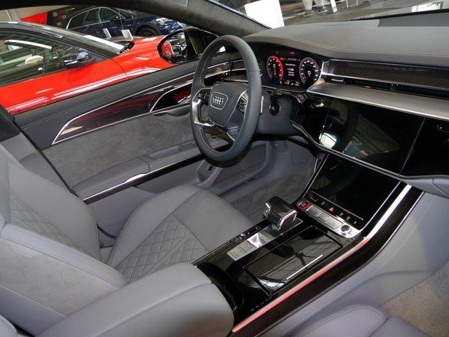 Audi S8 2021