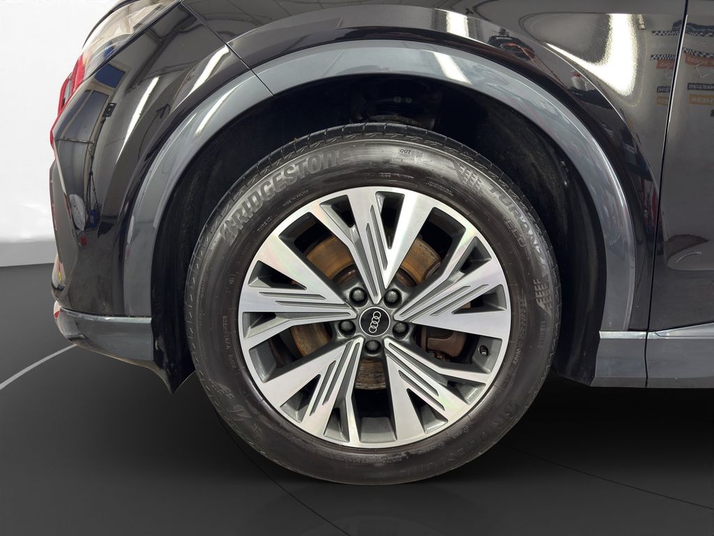 Audi Q4 e-tron 2021