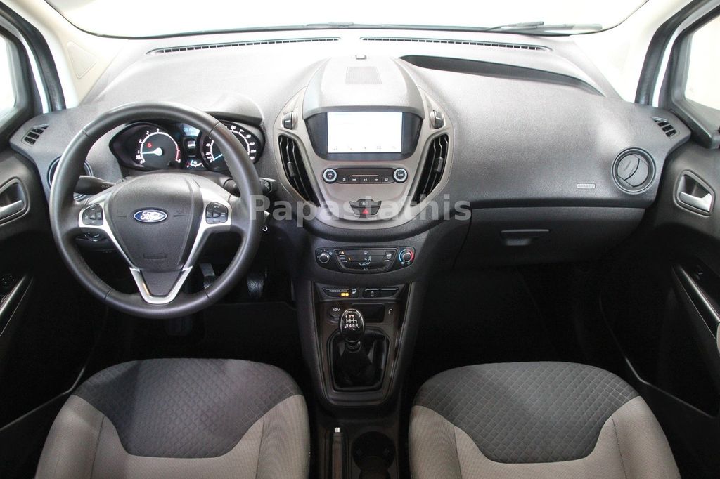 Ford Tourneo Courier 2019