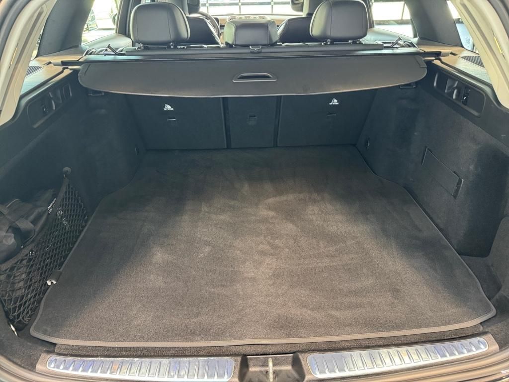 Mercedes-Benz C 220 2025