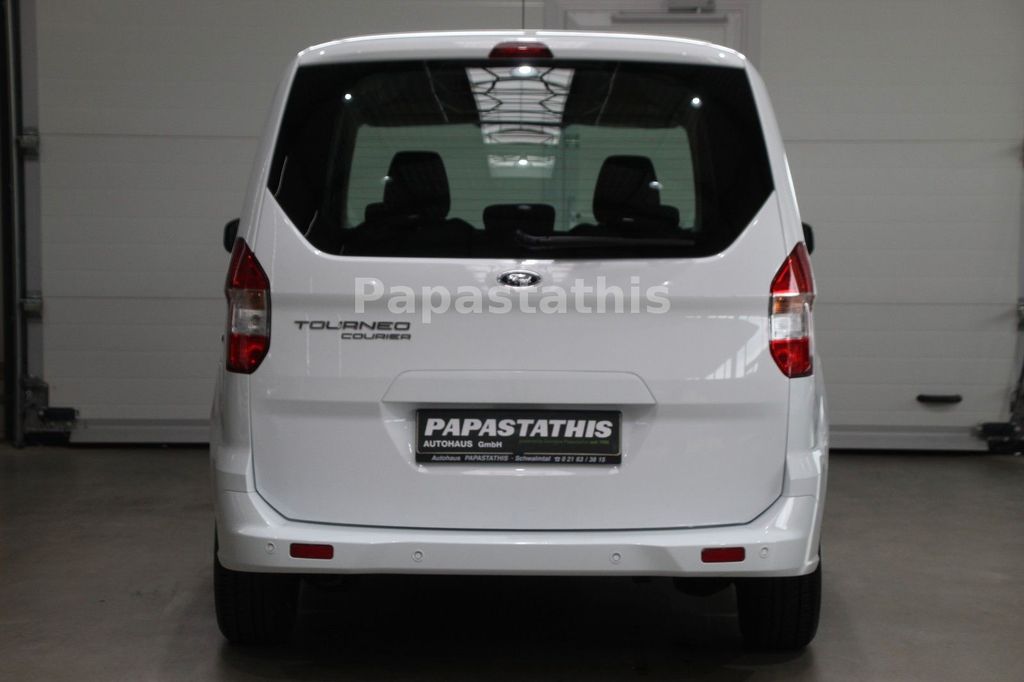 Ford Tourneo Courier 2020