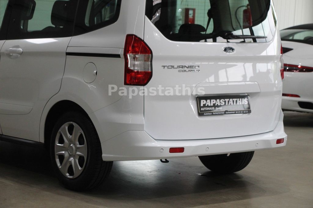 Ford Tourneo Courier 2020