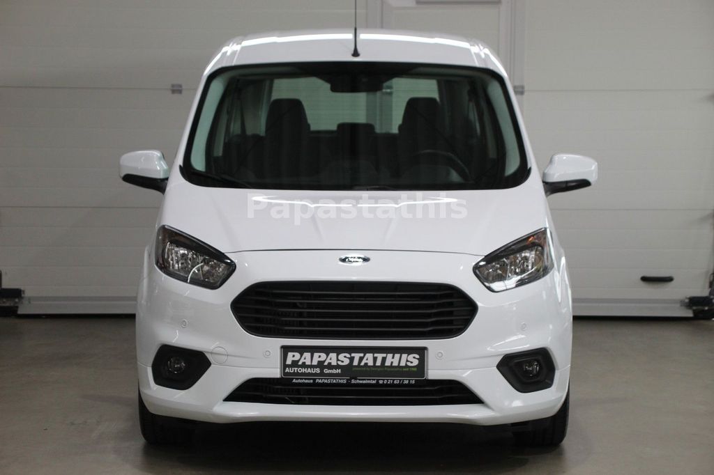 Ford Tourneo Courier 2020