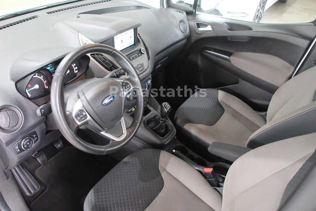 Ford Tourneo Courier 2020