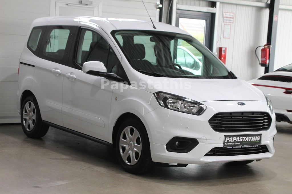Ford Tourneo Courier 2020