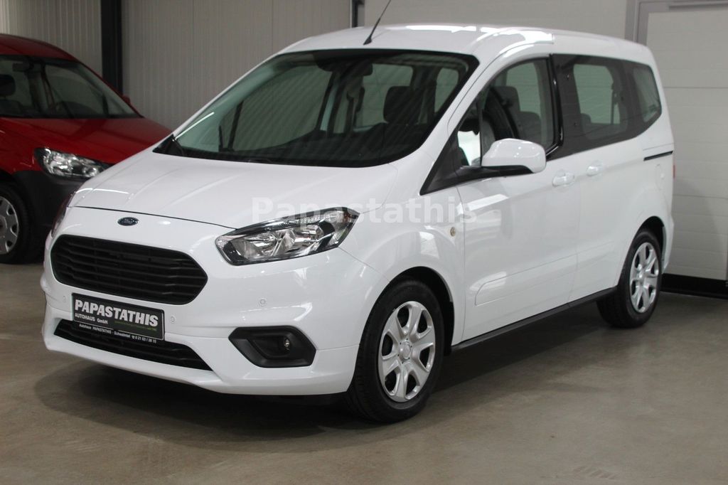 Ford Tourneo Courier 2020