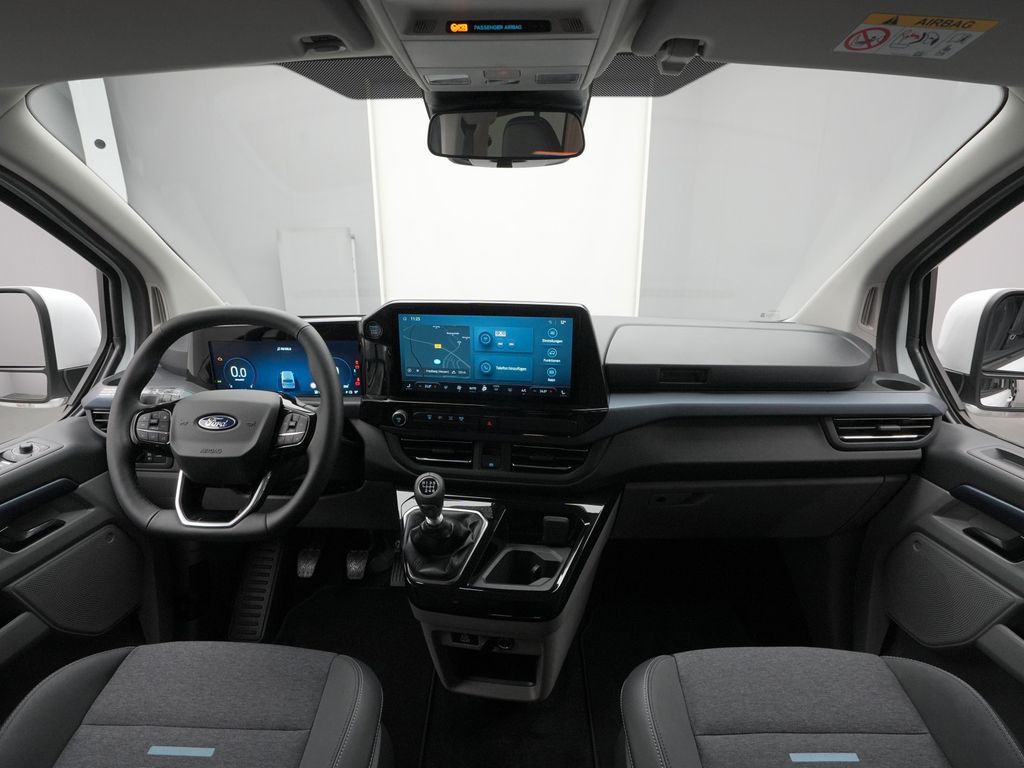 Ford Tourneo Custom 2025