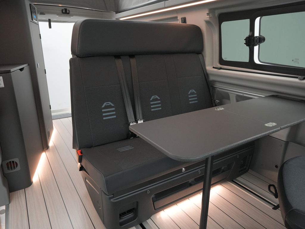 Ford Tourneo Custom 2025