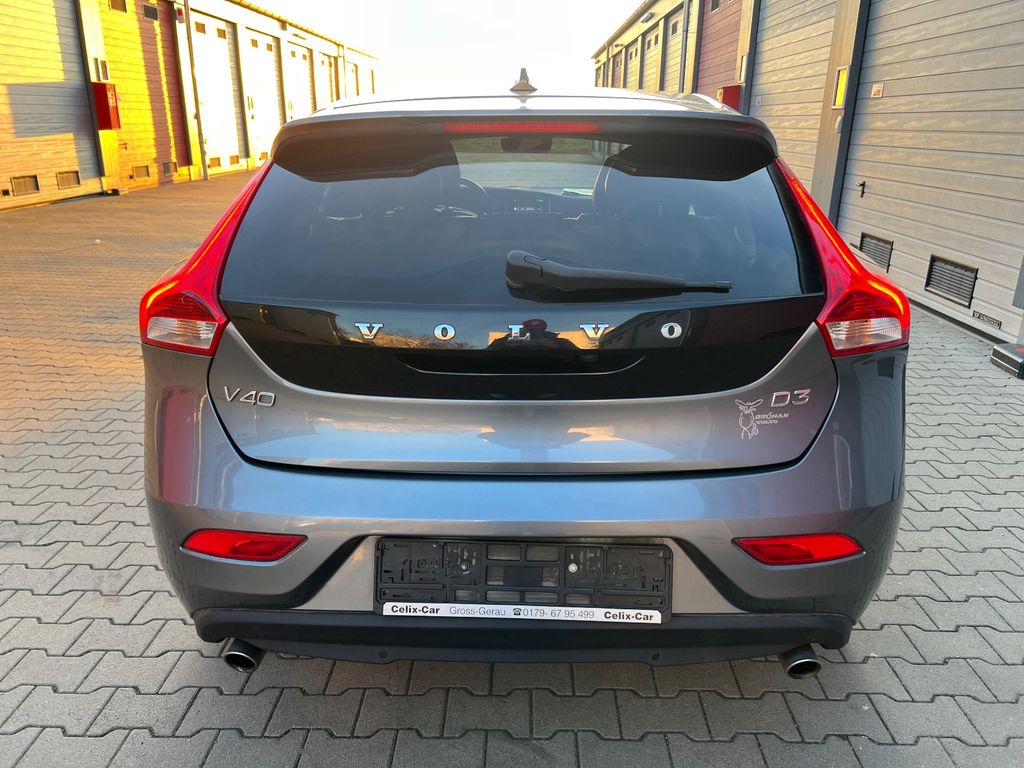 Volvo V40 2019