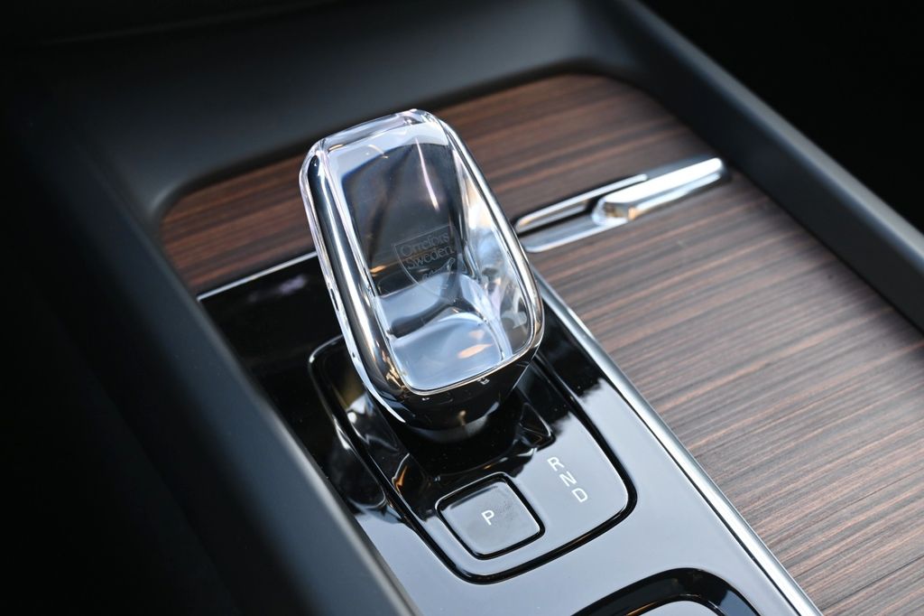 Volvo V60 Cross Country 2024