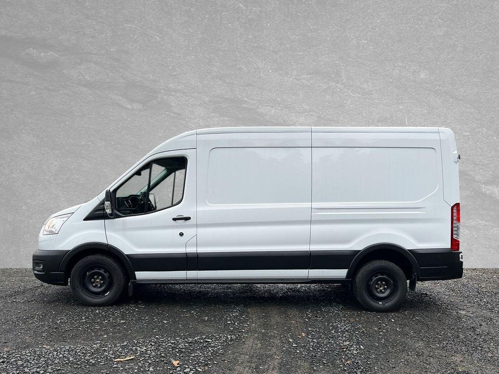 Ford Transit 2024