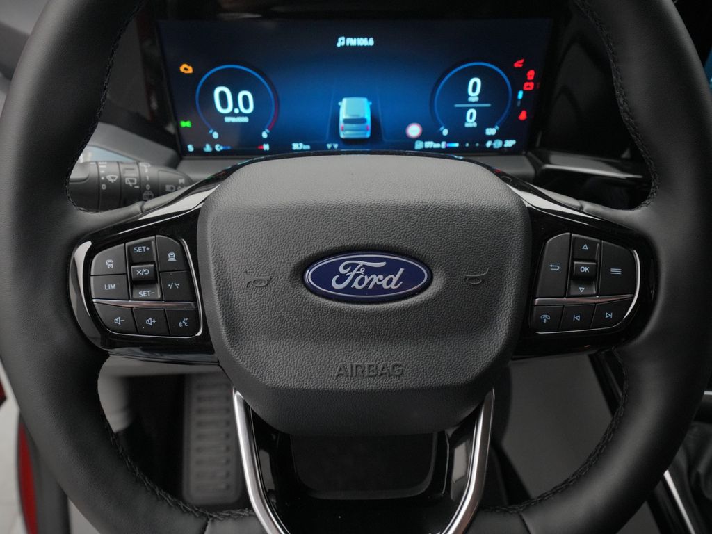 Ford Tourneo Custom 2025