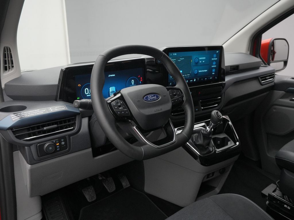 Ford Tourneo Custom 2025
