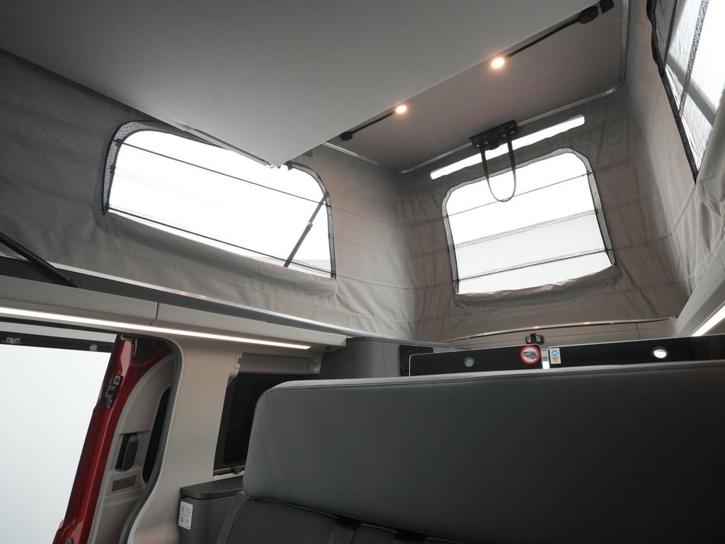 Ford Tourneo Custom 2025
