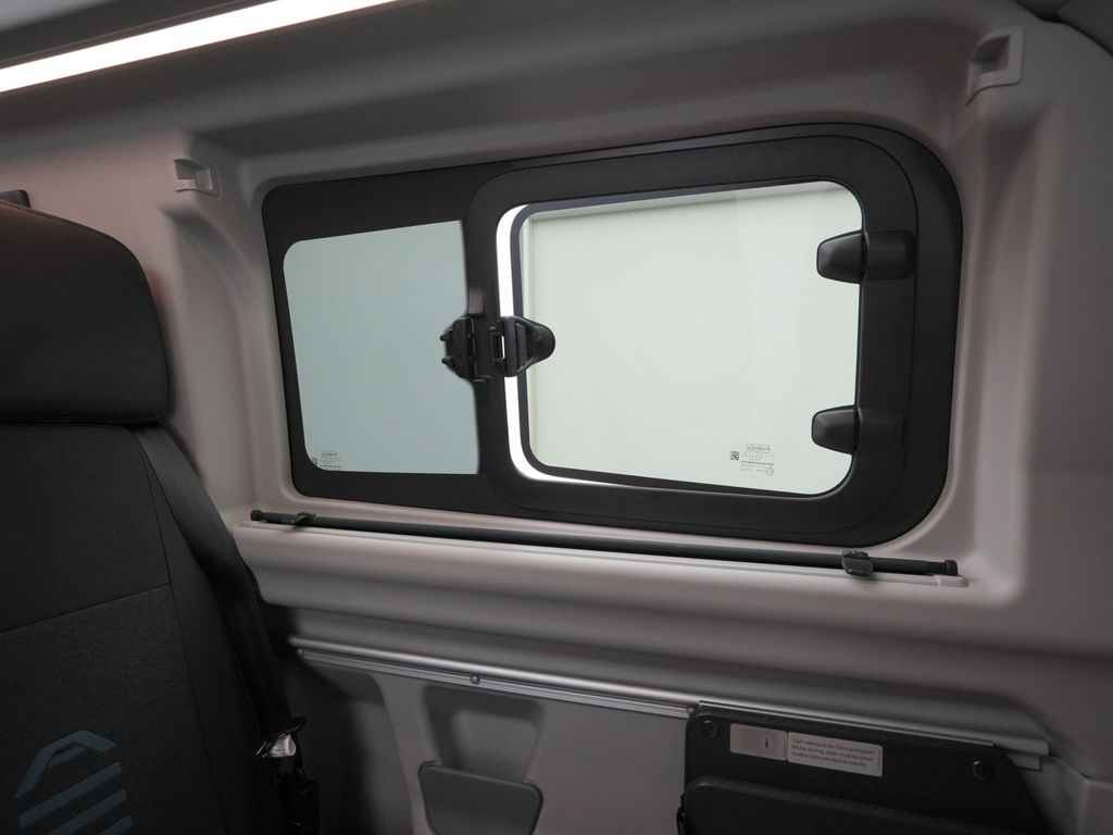 Ford Tourneo Custom 2025