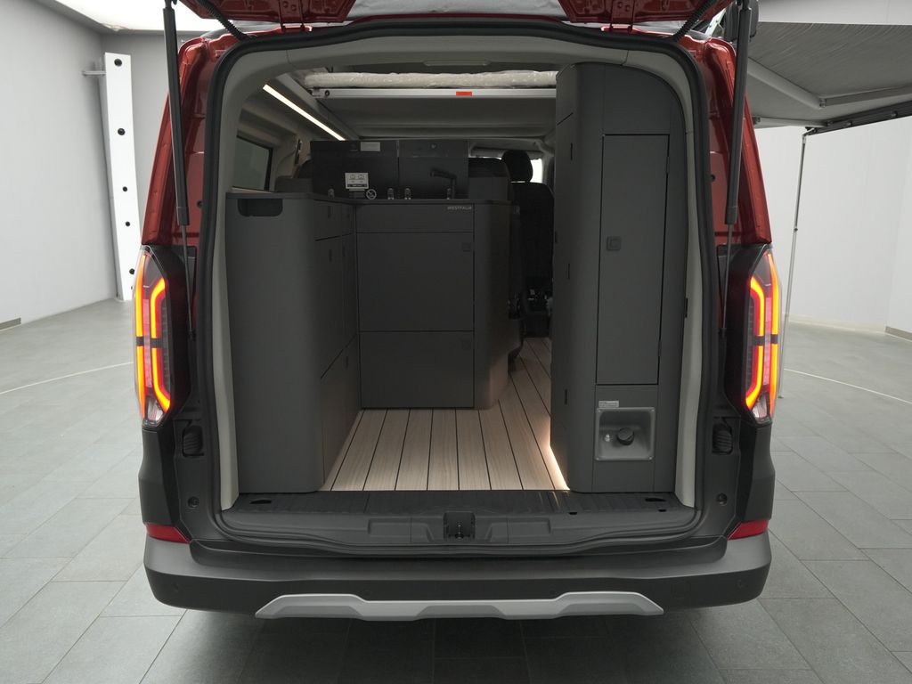 Ford Tourneo Custom 2025