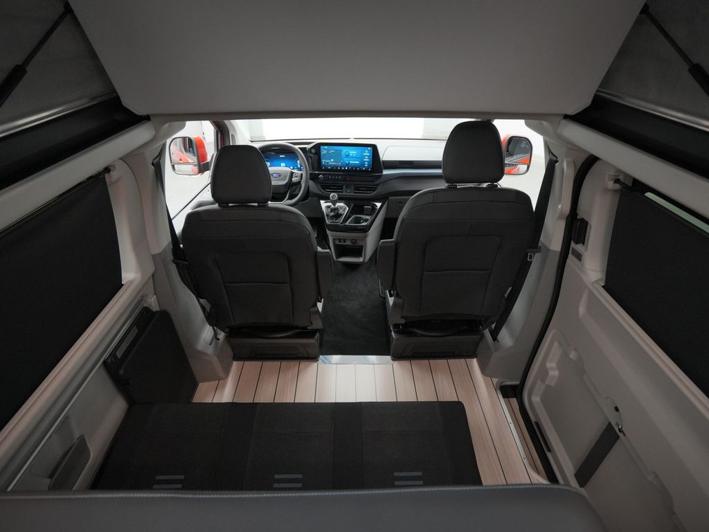 Ford Tourneo Custom 2025