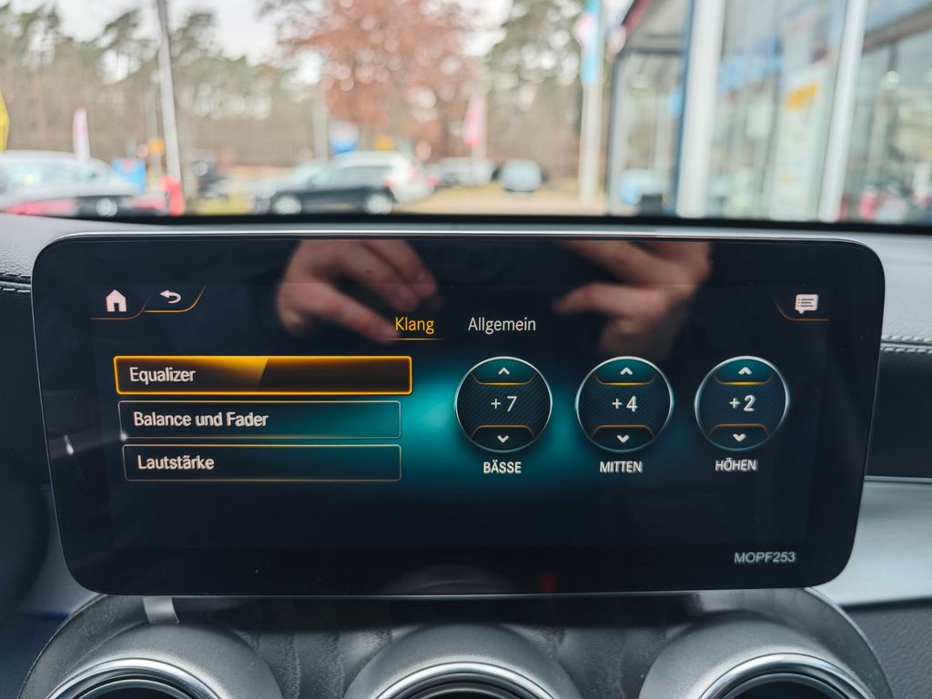 Mercedes-Benz GLC 300 2022